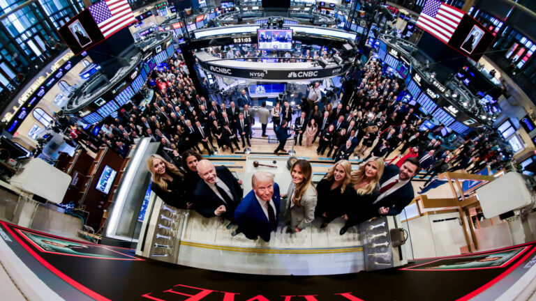 108075091-1734015950497-NYSE_TIME_Trump-OB-20241212-CC-PRESS-31.jpg