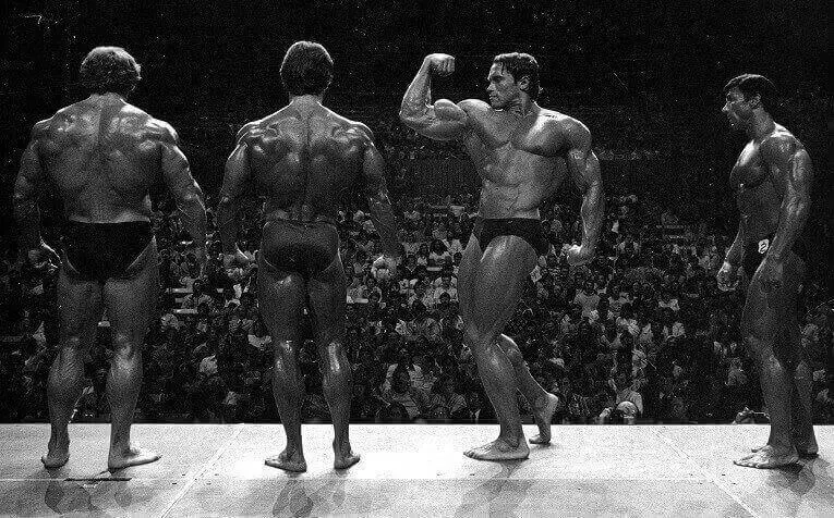 Arnold-Schwarzeneggers-Blueprint-to-Mass-Review-Pose.jpg