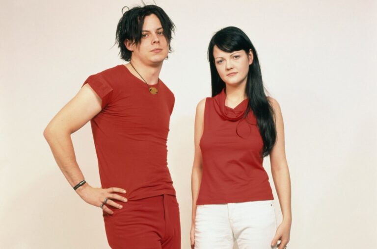 The-White-Stripes-2002-billboard-1548.jpg