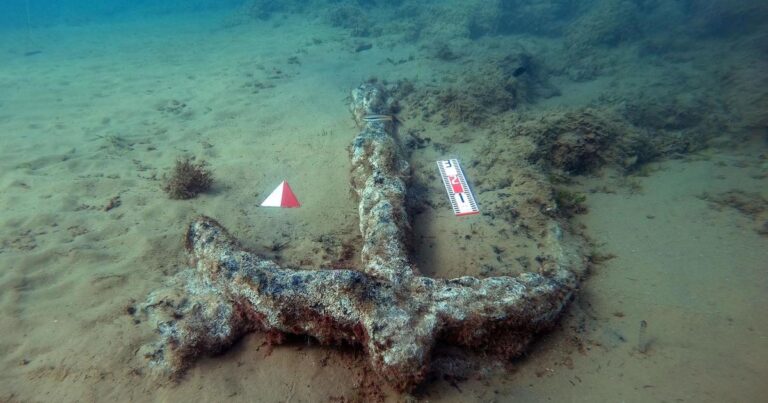 ancient-anchor.jpg